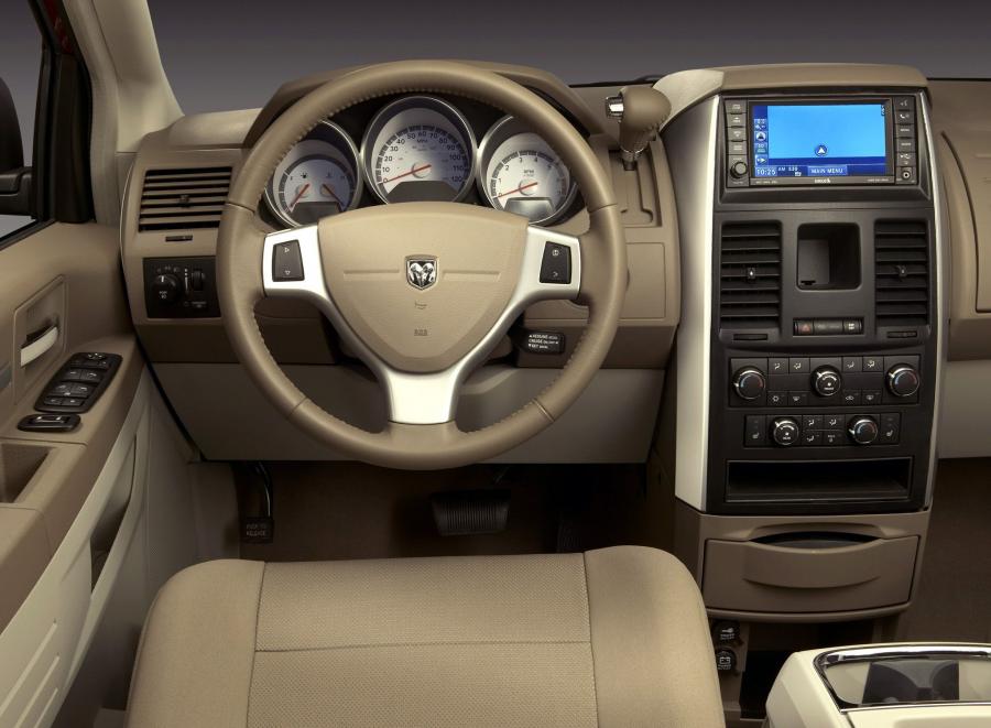  Dodge Nitro 2006 года  (фото 9 из 30)
